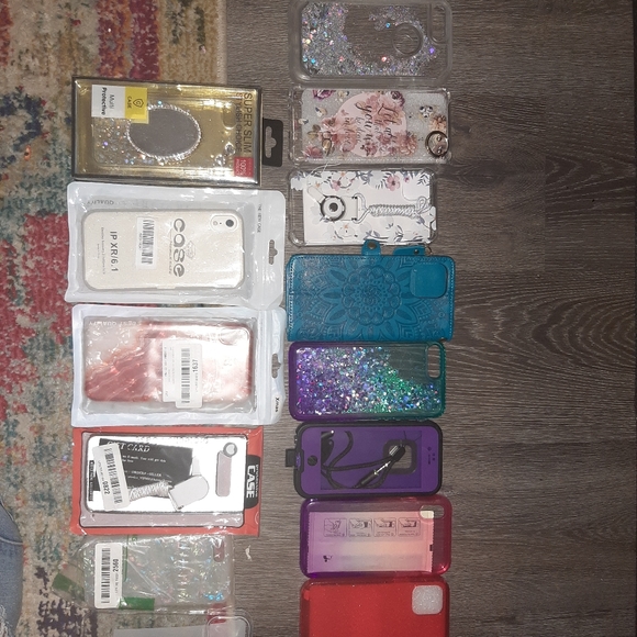 Phone cases and accessories - Picture 4 of 16